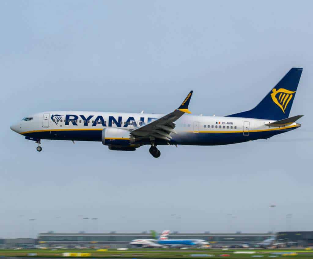 Ryanair Produces €15M Net Profit But Alters Guidance
