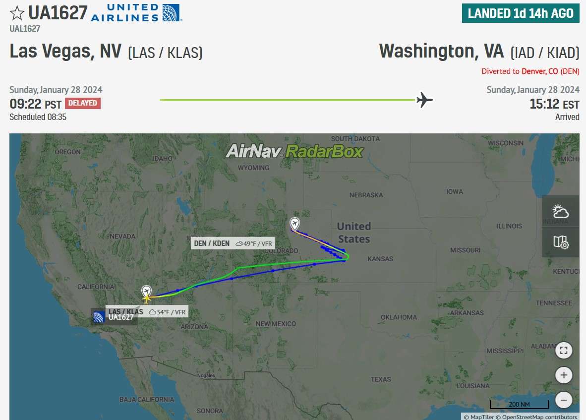 United 737 diverts to Denver with cracked windshield