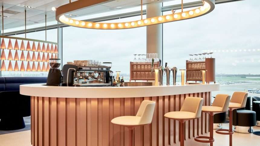 oneworld Opens First Fully Branded Lounge in Amsterdam