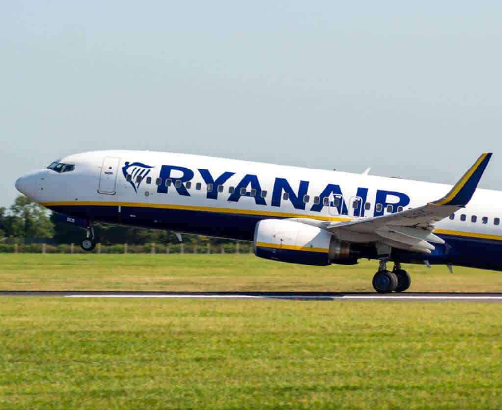 Ryanair Calls on "Sleepy" Eamon Ryan To Resign Over Dublin Cap