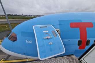 TUI UK 787 Involved in Door Mishap at Birmingham Airport
