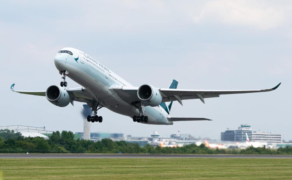 Cathay Pacific Is Back: Airline Returns to Profitability