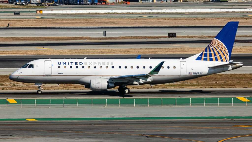 Exciting Expansion: SkyWest's E175 Deal with United Airlines