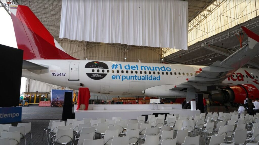 An Avianca airlines Airbus A320 in special commemorative livery.