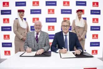 Officials of Emirates and Tourism Ireland sign Memorandum of Understanding.