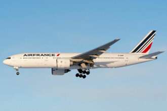 Air France 777 Paris-Montreal Declares Emergency
