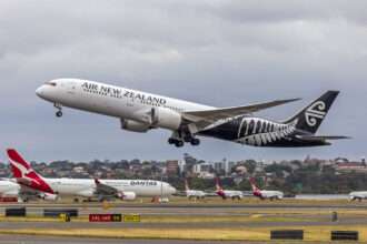 Air New Zealand 787 to Papeete U-Turns to Auckland