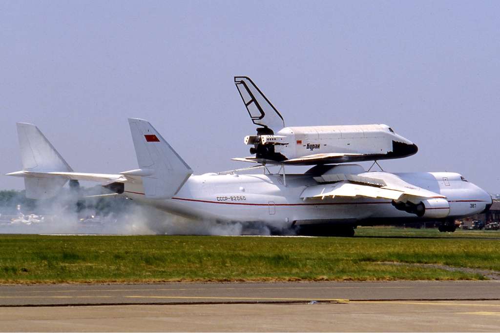 Antonov AN-225 & The Buran Space Shuttle: 35 Years Ago Today