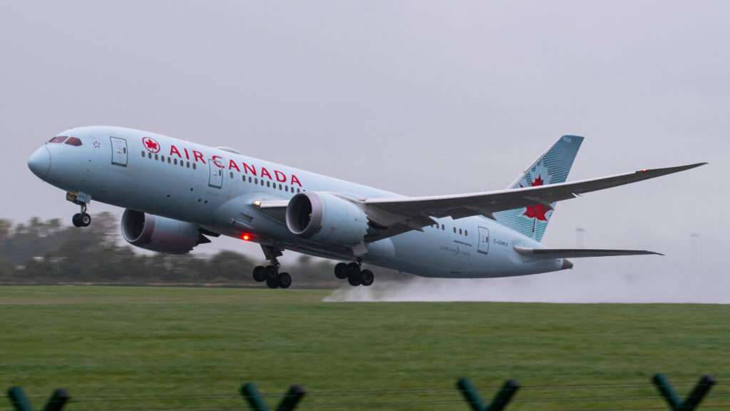 Montreal, Toronto & Vancouver Gets Big Boost by Air Canada