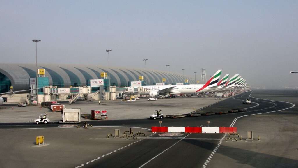 61 Diversions & 1,200+ Flights Cancelled Due to Dubai Weather