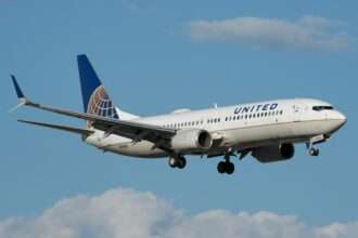 United Flight San Francisco-Denver Declares Emergency