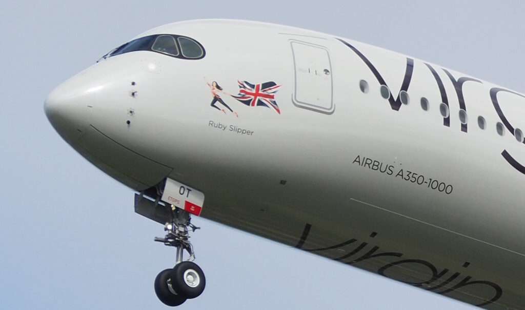 Virgin Atlantic A350-1000 Damaged in New York JFK Airport