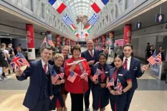 British Airways staff celebrate 70 years in Chicago O'Hare Airport