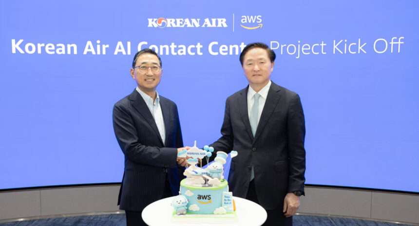 Korean Air and AWS Korea officials celebrate partnership.