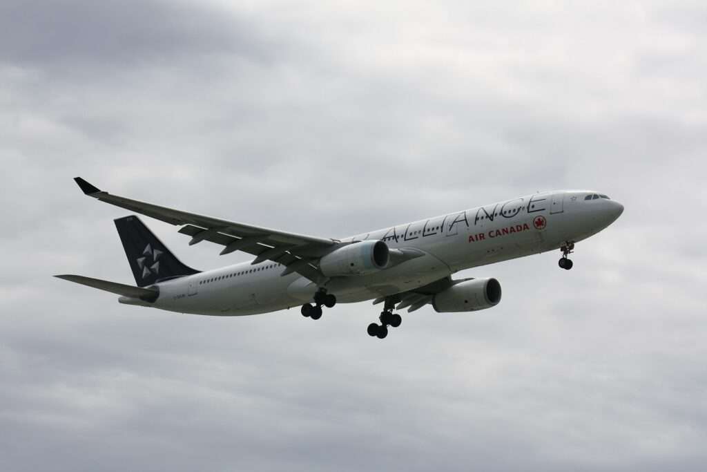 Air Canada A330 Makes Emergency Landing in Montreal