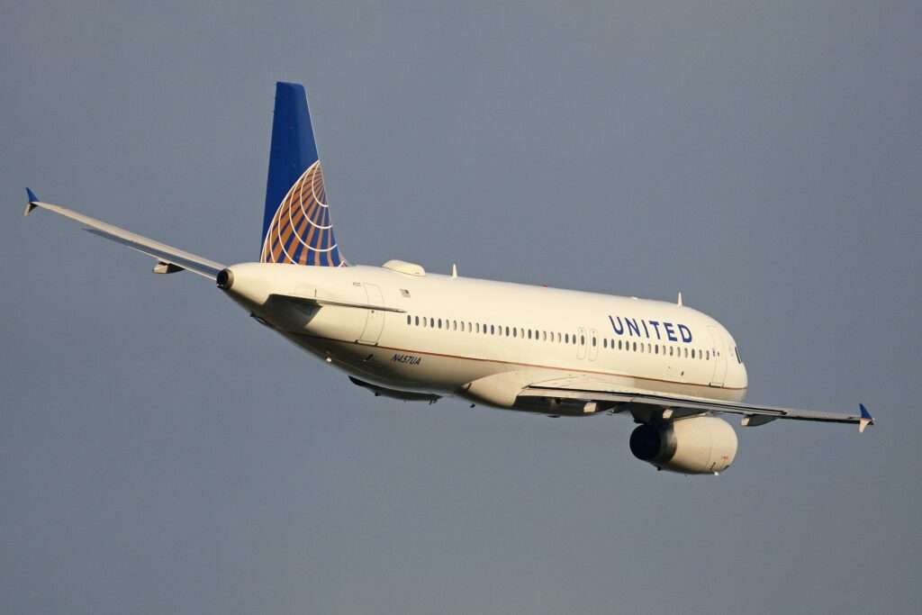United Airlines Flight Catches Fire at Chicago O'Hare Airport