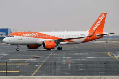easyJet Flight Faro-London Declares Emergency: Brest Diversion