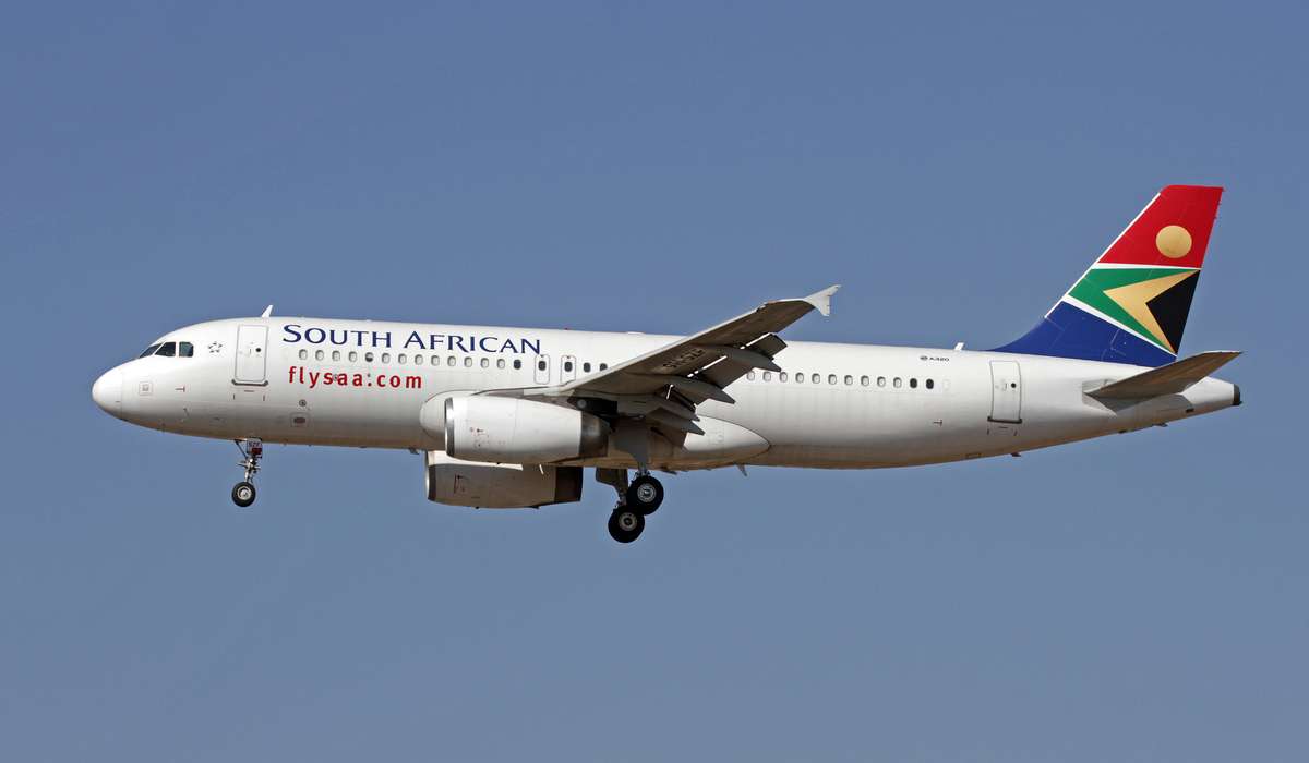 A South African Airways Airbus A320ceo in flight.