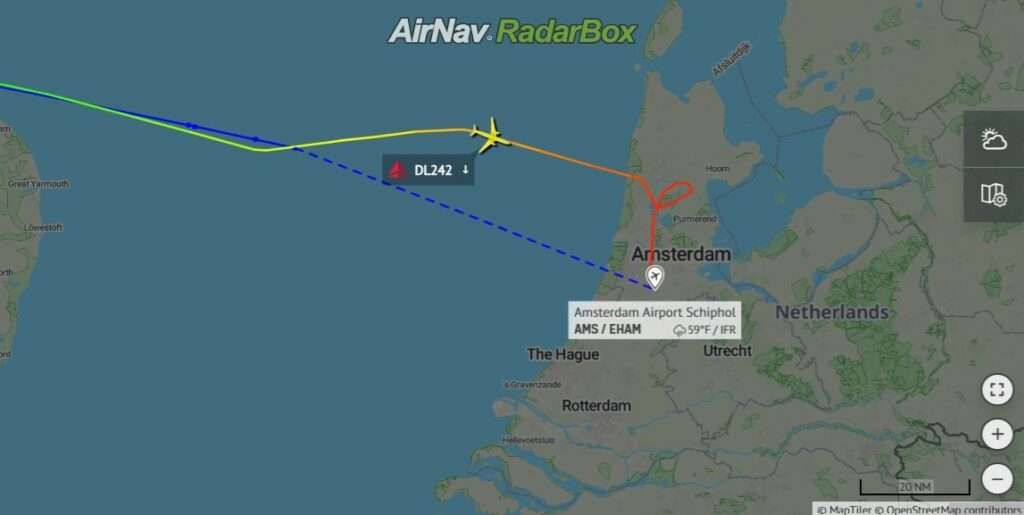 Flight track of Delta hydraulic problem flight DL242 into Amsterdam