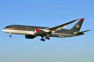 In the last few moments, a Royal Jordanian Boeing 787 flying between Amman & Chicago has declared an emergency over the North Sea.