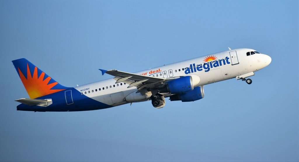 In the last few moments, an Allegiant Air Airbus A320 from Punta Gorda has declared an emergency near Spartanburg.