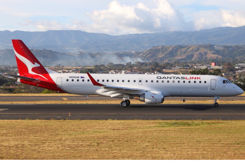 In the last few moments, Qantas flight QF1871 from Townsville to Brisbane has declared an emergency.